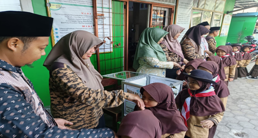 ‎GIAT JUMAT BERKAH INFAQ DAN DA'I CILIK MIN 9 BANDARLAMPUNG