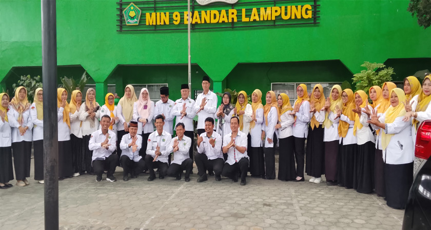 MIN 9 Bandarlampung Terima Pembinaan Kemenag, Guru Diminta Menjadi Cahaya bagi Peserta Didik