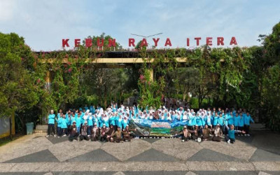 Outbond dan Jelajah Labirin Warnai Outing Class Kelas VI MIN 9 Bandar Lampung